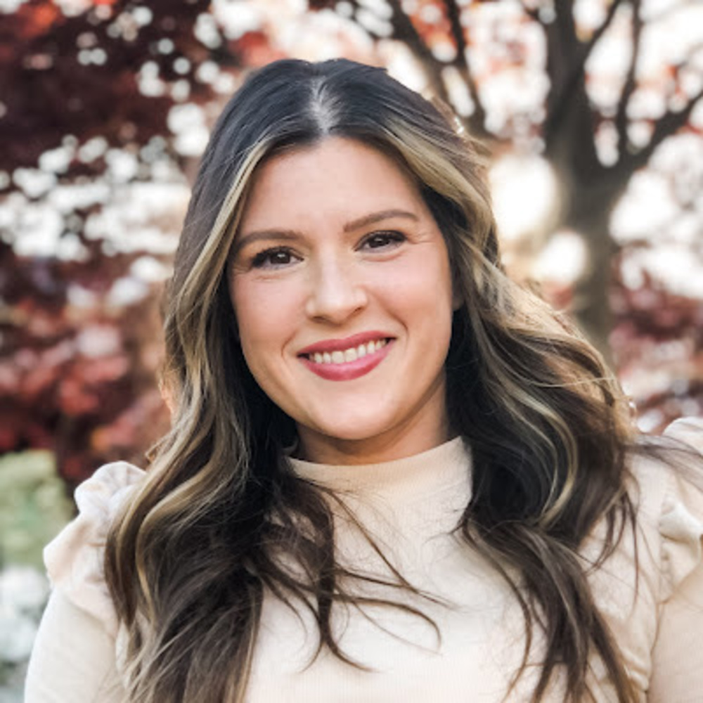 Meet your Posher, Tayler